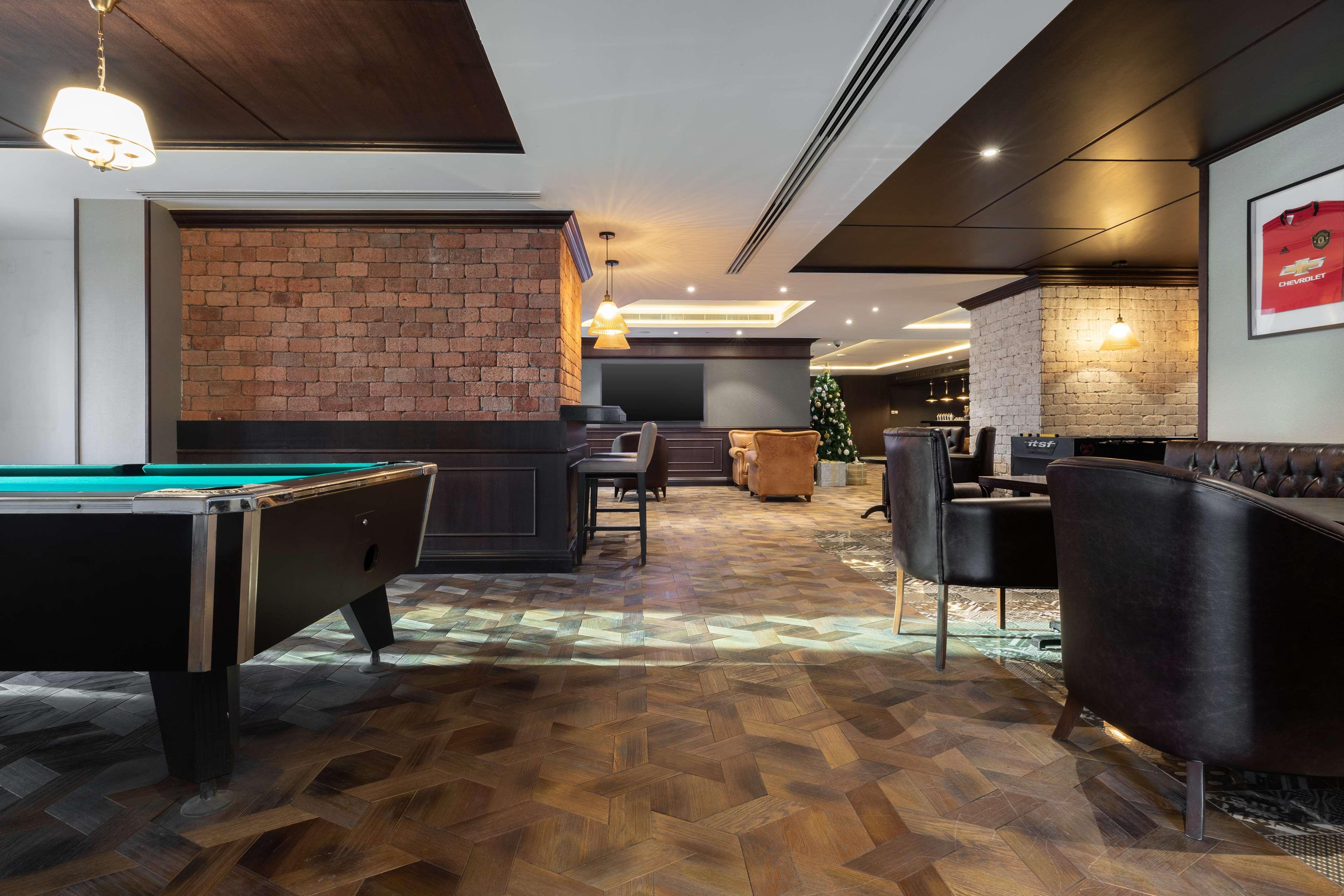 Hotel Radisson Blu Hotel, Canal View 5*