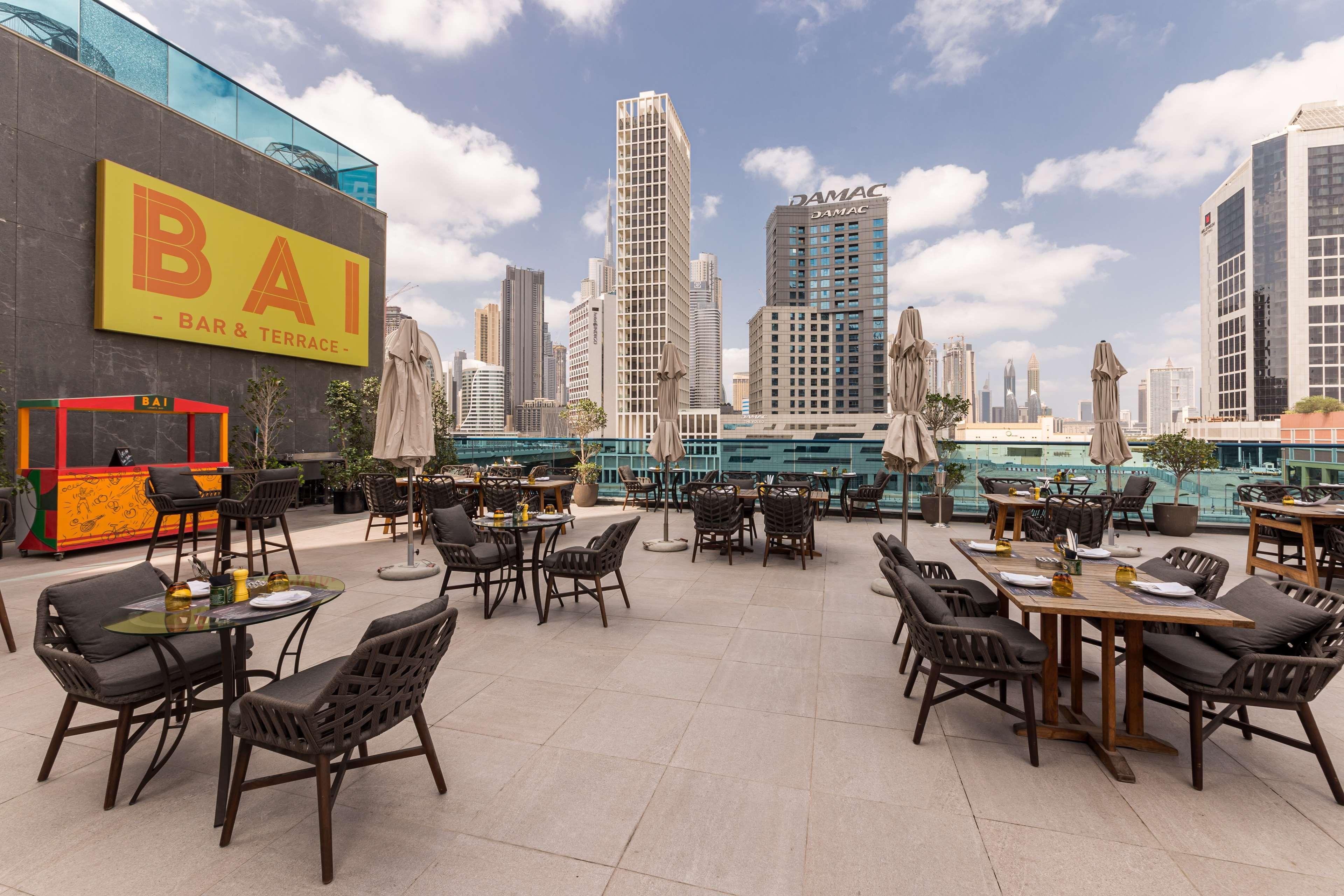 Radisson Blu Hotel, Canal View Hotel Dubai