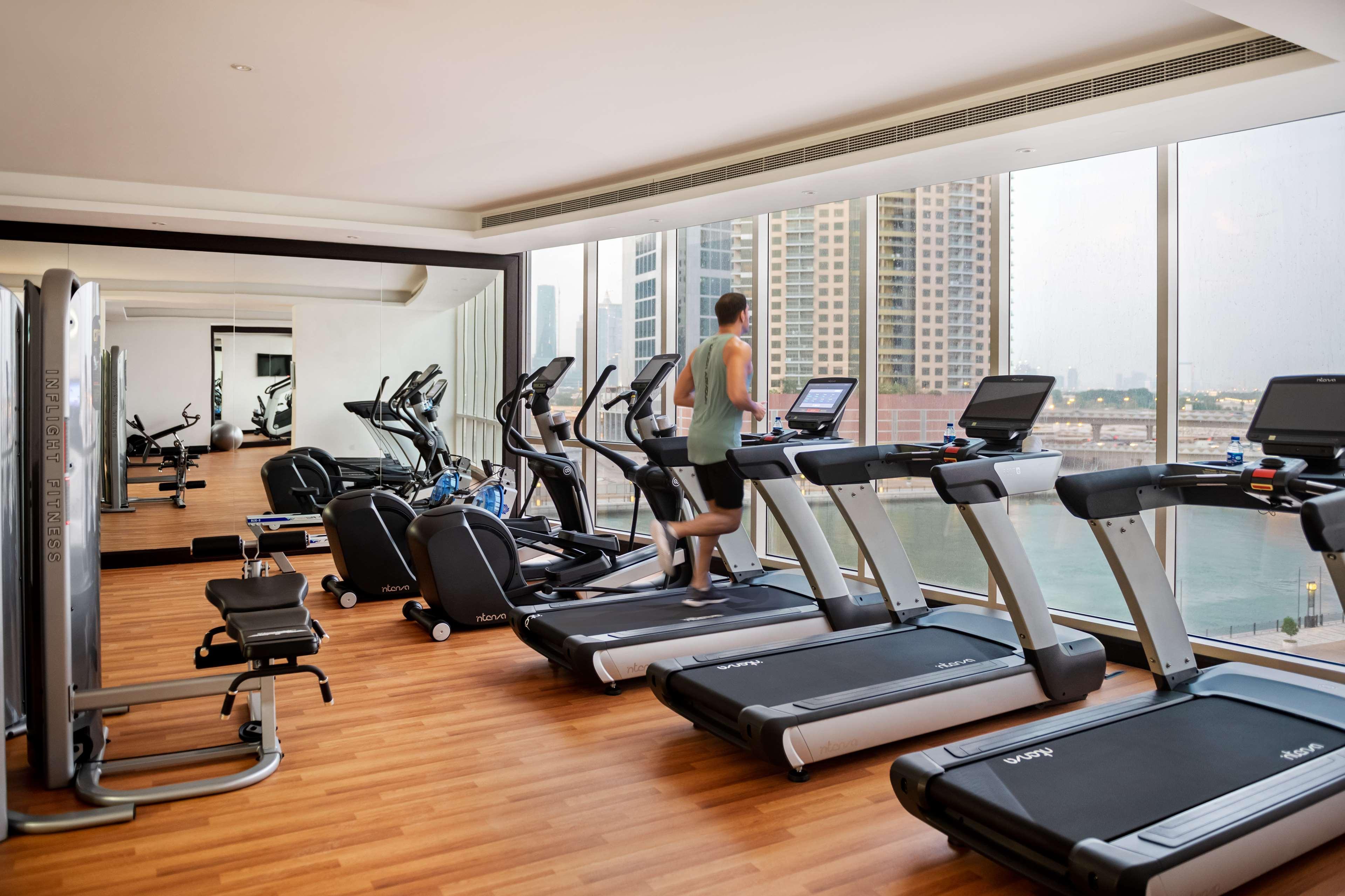 Hotel Radisson Blu Hotel, Canal View Dubai